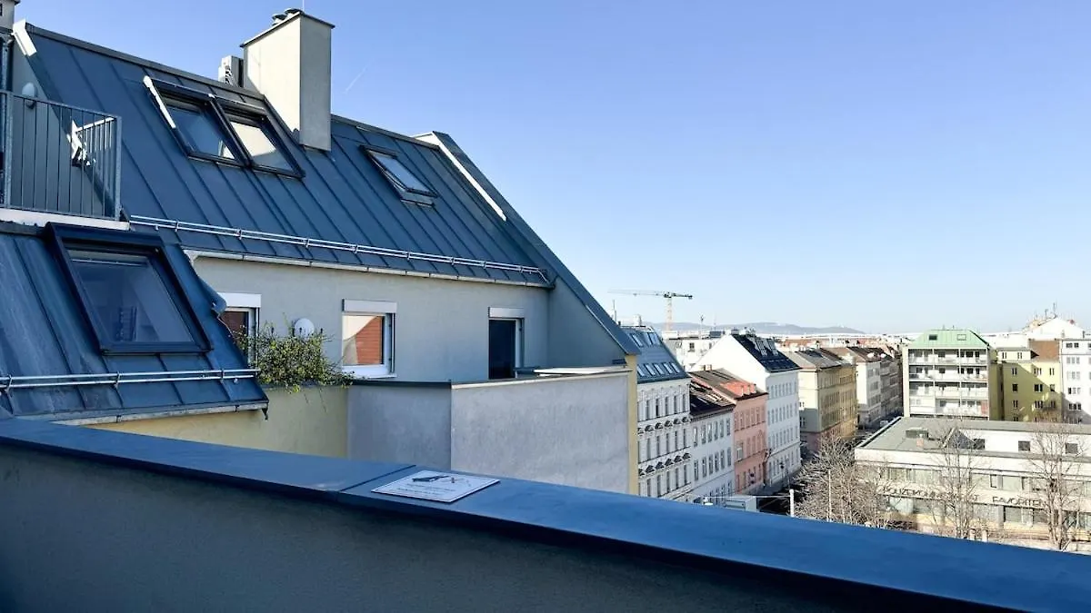 Free Parking - Cityview Apartment - Rooftop-Terrace - Central Station Vienna