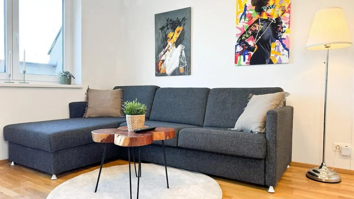 Free Parking - Cityview Apartment - Rooftop-Terrace - Central Station Vienna