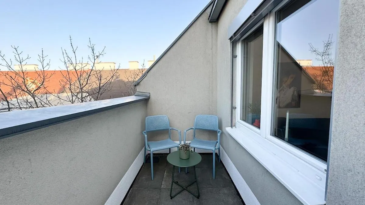 Free Parking - Cityview Apartment - Rooftop-Terrace - Central Station Wien